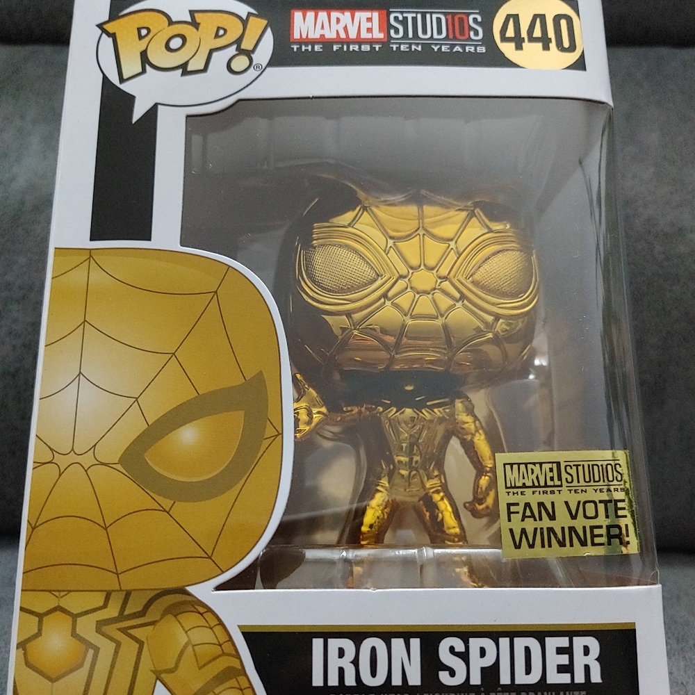 BNIB IRON SPIDER FUNKO 440 Bobblehead